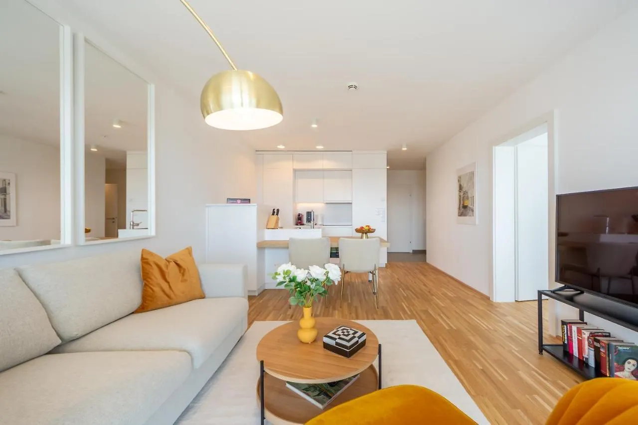 Gruen & Urban - Direkt An Der Therme - 15 Minuten Ins Zentrum Vienna Apartment